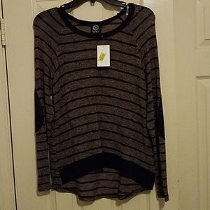Womens Bobeau sweater size small